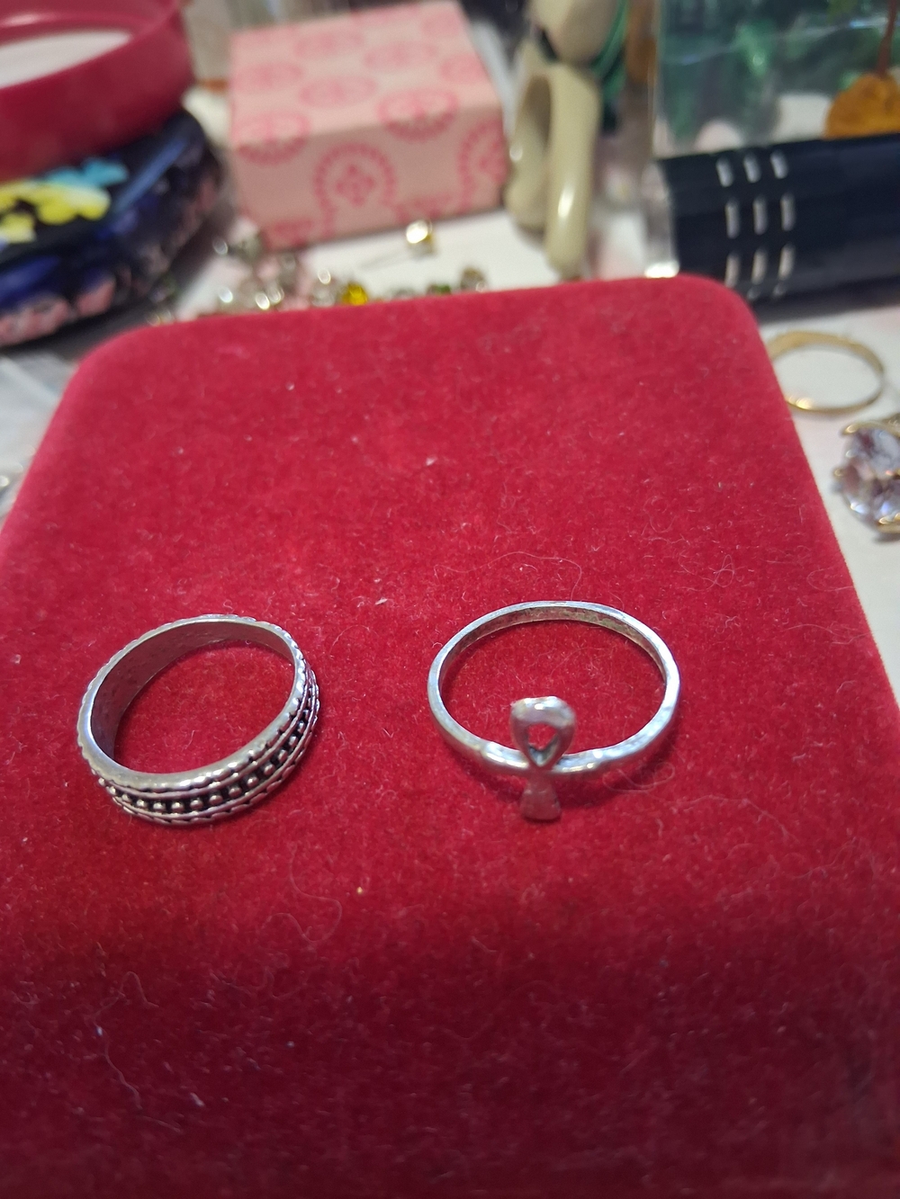 Source Unknown Silver Ribbon Accent Ring and Textured Band - Silver